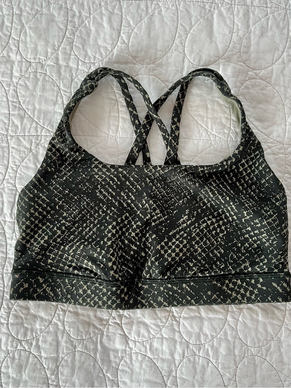 Lululemon Olive Green Snakeskin Pattern Strappy “Energy” Sports Bra Sporty Yoga